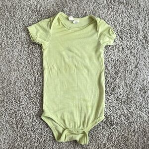 Kyte Baby Kiwi Onsie